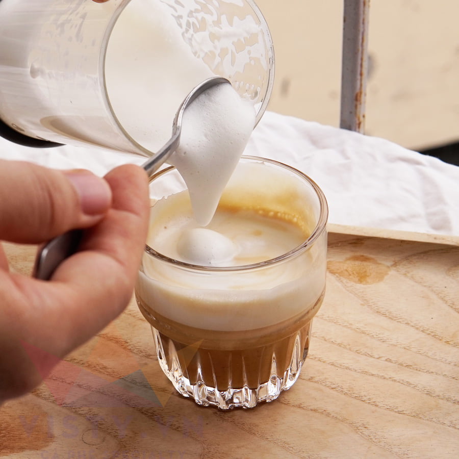 Pha ca phe bang am Moka Pot 53