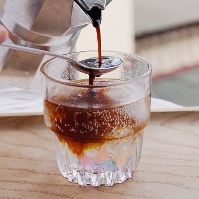 Pha ca phe bang am Moka Pot 76